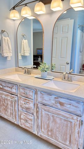 203 Hillingdale Drive, Washington, NC 27889