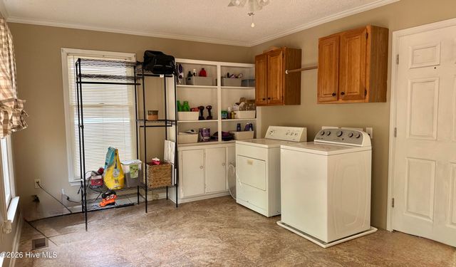203 Hillingdale Drive, Washington, NC 27889