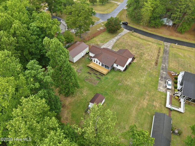 203 Hillingdale Drive, Washington, NC 27889