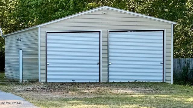 203 Hillingdale Drive, Washington, NC 27889