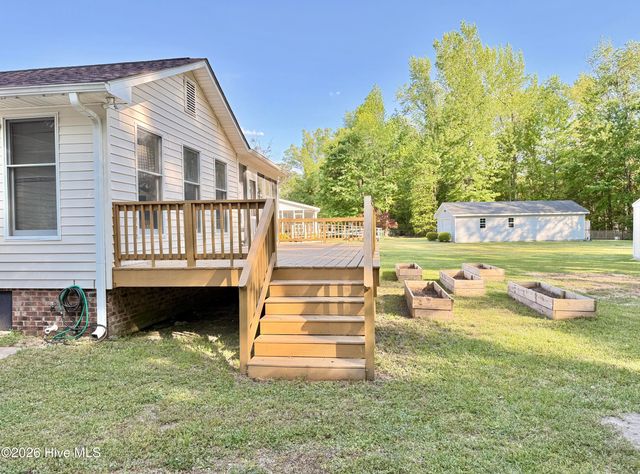 203 Hillingdale Drive, Washington, NC 27889