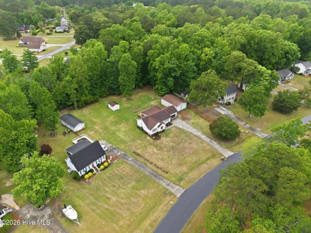 203 Hillingdale Drive, Washington, NC 27889