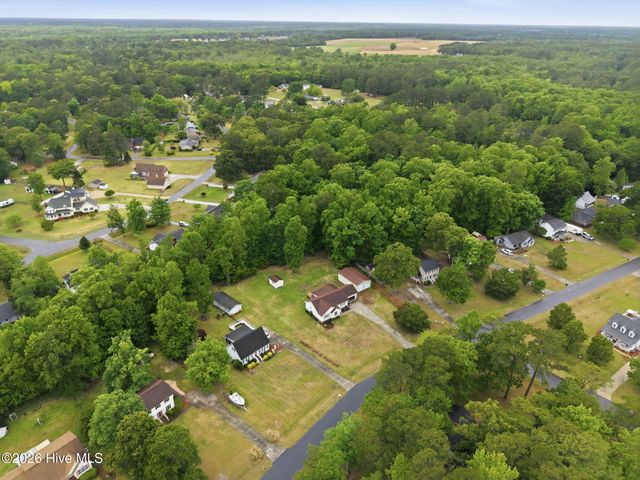 203 Hillingdale Drive, Washington, NC 27889