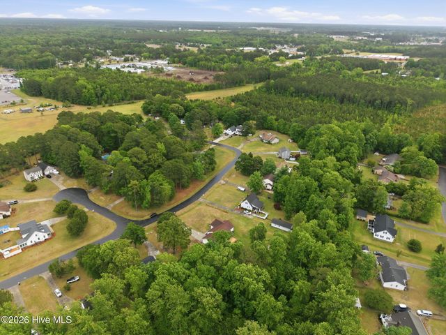 203 Hillingdale Drive, Washington, NC 27889
