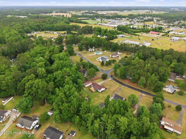203 Hillingdale Drive, Washington, NC 27889