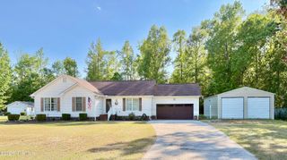 203 Hillingdale Drive, Washington, NC 27889