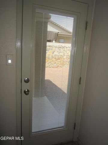 323 Malta Street, El Paso, TX 79932