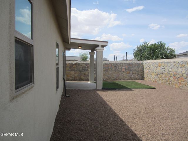 323 Malta Street, El Paso, TX 79932