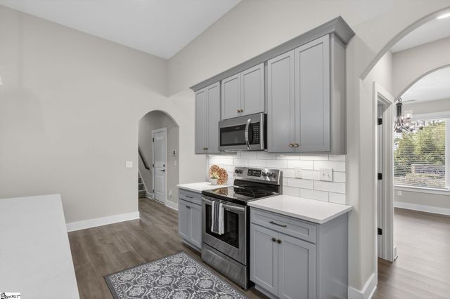 3 Clyburn Lane, Taylors, SC 29687