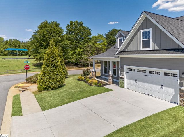 3 Clyburn Lane, Taylors, SC 29687