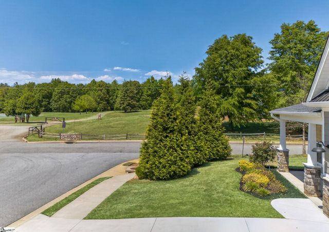 3 Clyburn Lane, Taylors, SC 29687