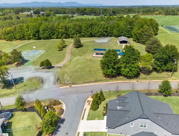 3 Clyburn Lane, Taylors, SC 29687