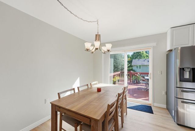 975 Savannah Road, Eagan, MN 55123