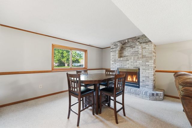 975 Savannah Road, Eagan, MN 55123