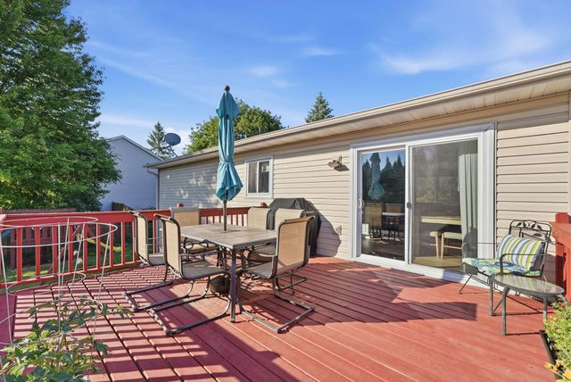 975 Savannah Road, Eagan, MN 55123