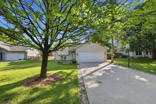 975 Savannah Road, Eagan, MN 55123