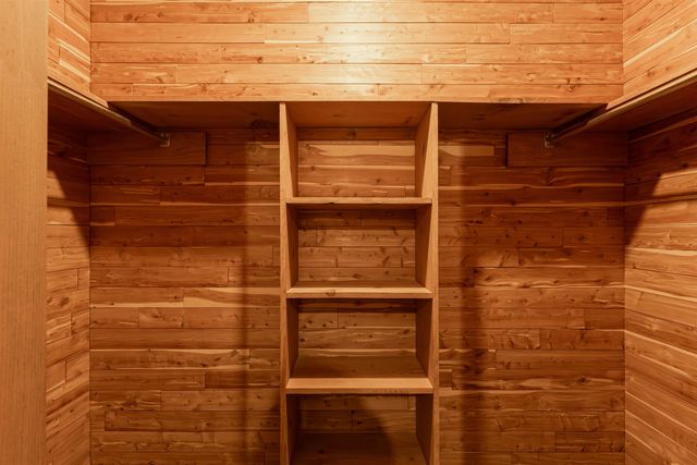 800 Elizabeth St, Gilmer, TX 75644