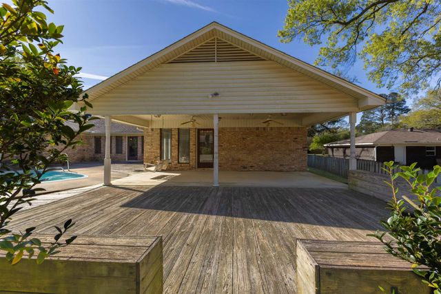 800 Elizabeth St, Gilmer, TX 75644