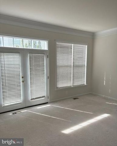 8251 PURPLE LILAC CIR, Lorton, VA 22079