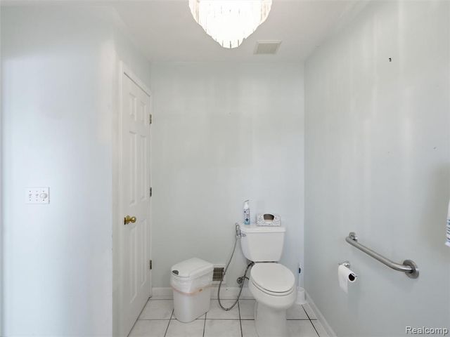 8954 Patrick Drive, Davisburg, MI 48350