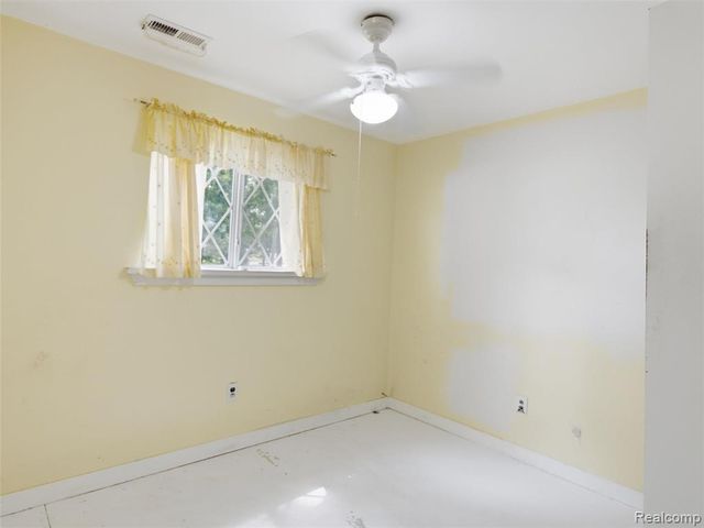 8954 Patrick Drive, Davisburg, MI 48350
