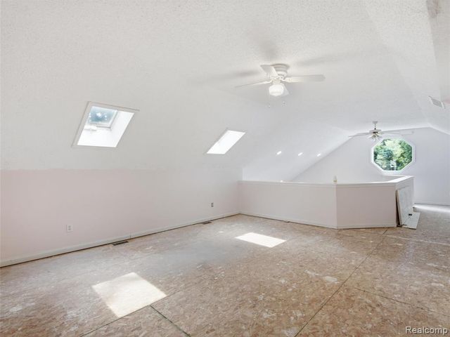 8954 Patrick Drive, Davisburg, MI 48350