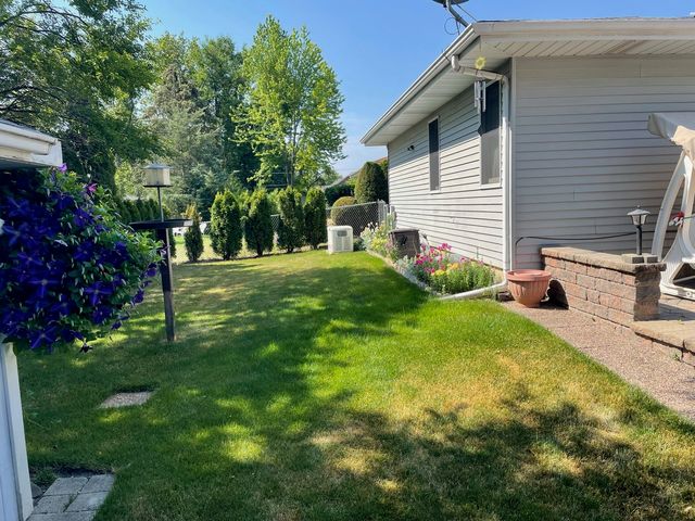 20693 N EUGENE Avenue, Lincolnshire, IL 60069