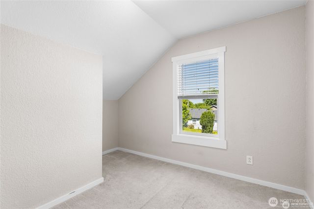 1306 E 32nd Street, Tacoma, WA 98404