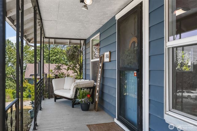 1306 E 32nd Street, Tacoma, WA 98404