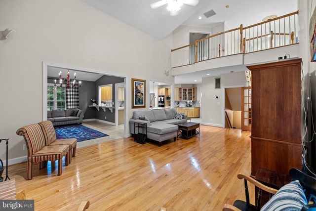 41187 YAKEY LN, Lovettsville, VA 20180