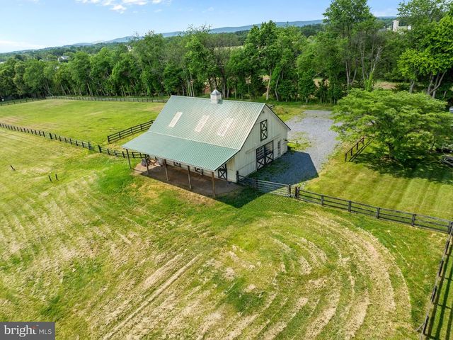 41187 YAKEY LN, Lovettsville, VA 20180