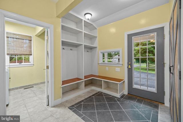 41187 YAKEY LN, Lovettsville, VA 20180