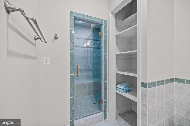 41187 YAKEY LN, Lovettsville, VA 20180