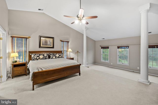 41187 YAKEY LN, Lovettsville, VA 20180
