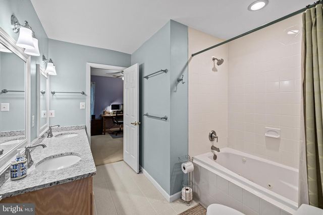 41187 YAKEY LN, Lovettsville, VA 20180
