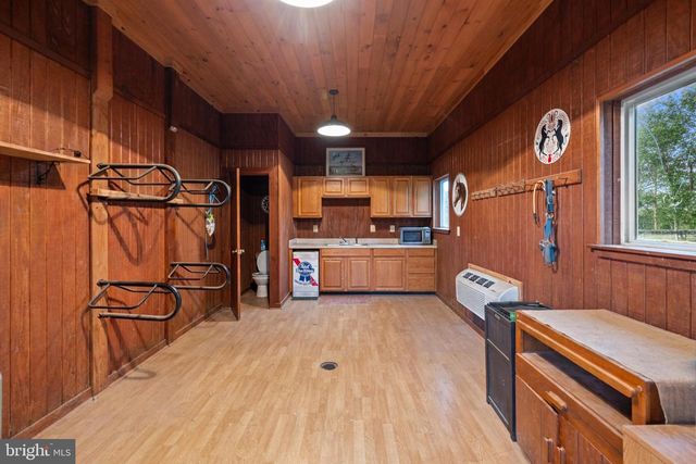 41187 YAKEY LN, Lovettsville, VA 20180