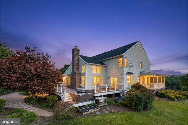 41187 YAKEY LN, Lovettsville, VA 20180