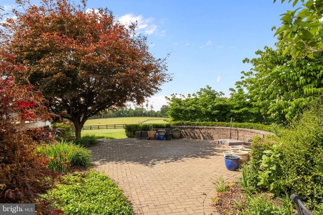 41187 YAKEY LN, Lovettsville, VA 20180