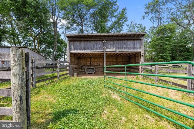 41187 YAKEY LN, Lovettsville, VA 20180