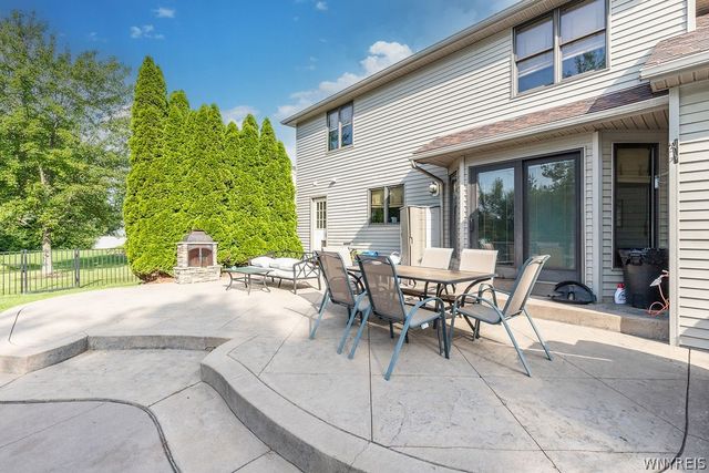 3366 Brookfield Lane, Hamburg, NY 14075