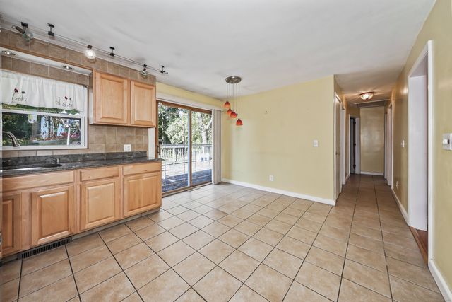 132 Hans Avenue, Waterbury, CT 06708