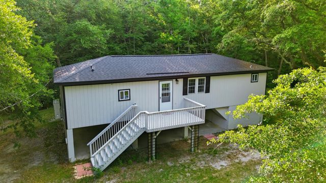 88 Turtle Court, Ridgeville, SC 29472