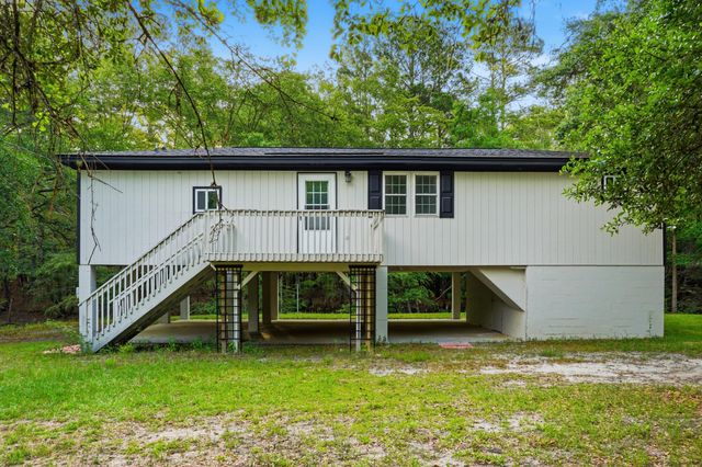 88 Turtle Court, Ridgeville, SC 29472