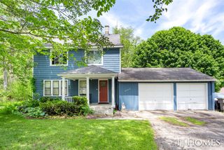 8245 45th Street, Ada, MI 49301