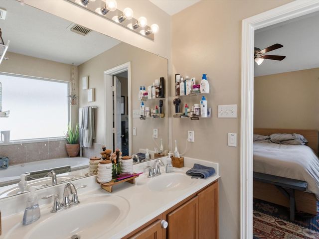 15811 Sarasam Creek Court, Cypress, TX 77429