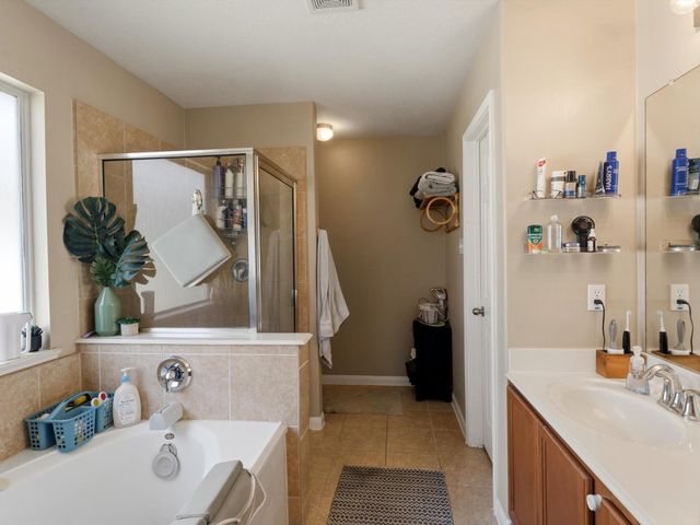 15811 Sarasam Creek Court, Cypress, TX 77429