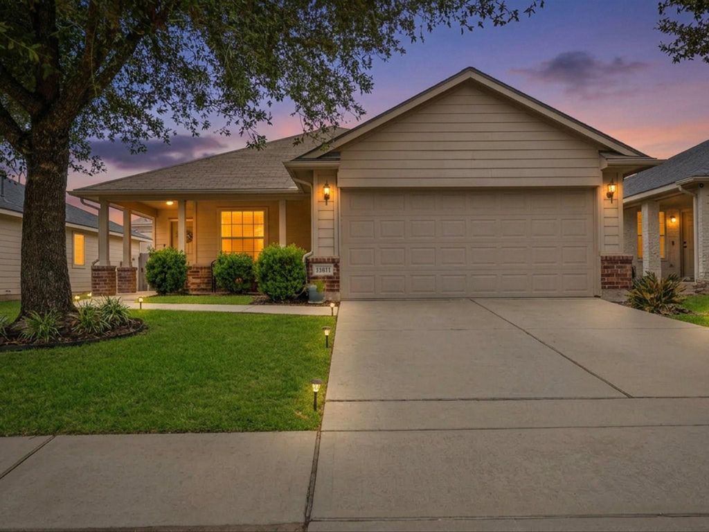 15811 Sarasam Creek Court, Cypress, TX 77429