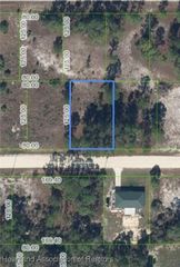 268 Blue Moon Avenue, Lake Placid, FL 33852