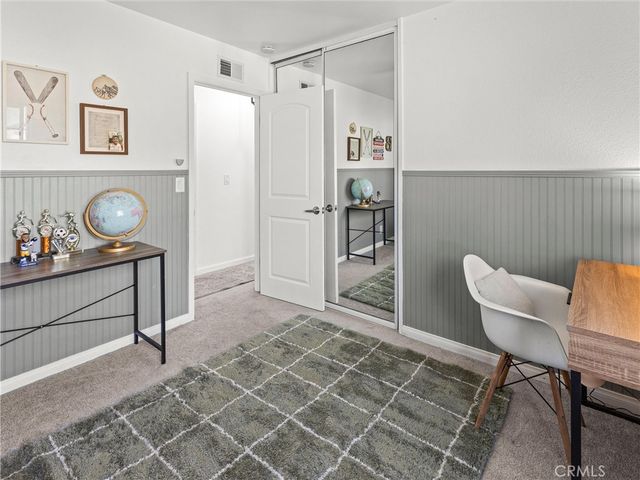 17102 Kampen Lane, Huntington Beach, CA 92647