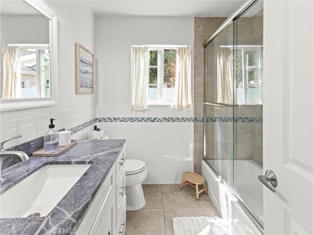 17102 Kampen Lane, Huntington Beach, CA 92647